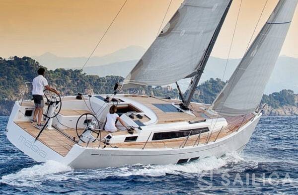 Grand Soleil 39 - Yacht Charter Sailica