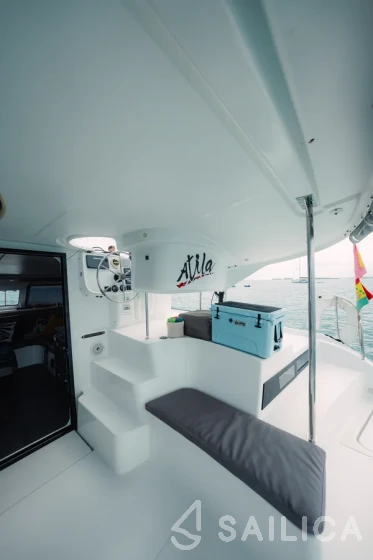 Lipari 41 - Yacht Charter Sailica