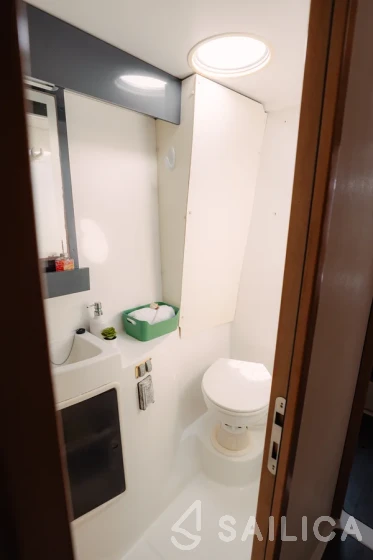 Lipari 41 - Yacht Charter Sailica