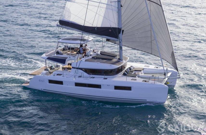 Lagoon 51 - Photo #2 Lagoon 51 - Yacht Charter Sailica