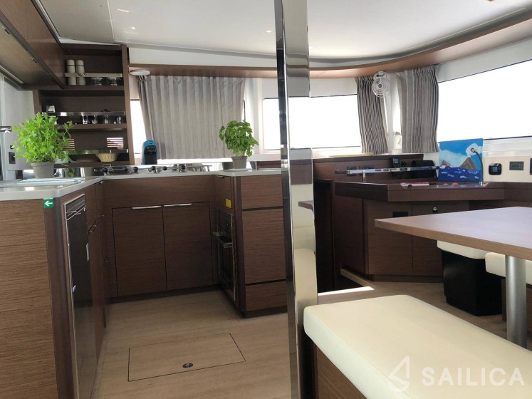 Lagoon 46  - Yacht Charter Sailica