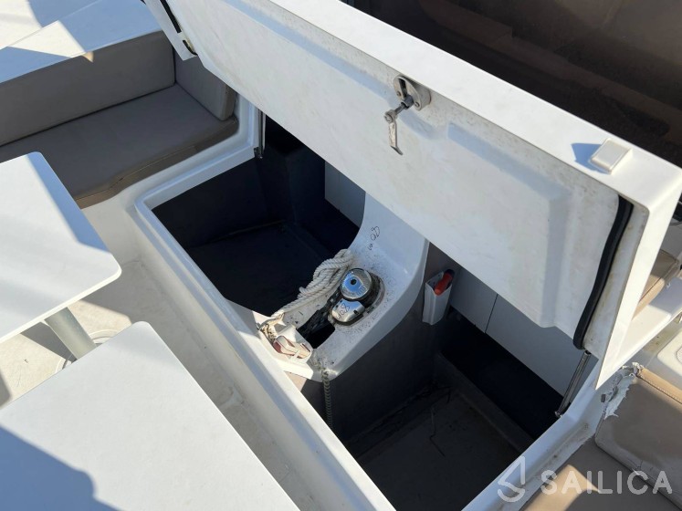 Bali 4.1 - Yacht Charter Sailica