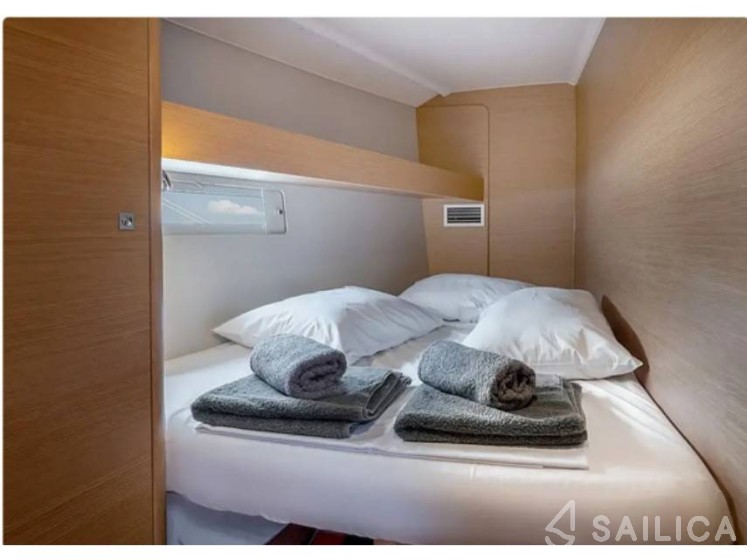 Dufour 460 GL - Yacht Charter Sailica