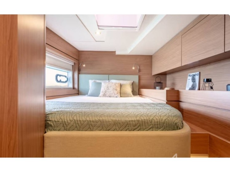 Bali 4.6 - Yacht Charter Sailica