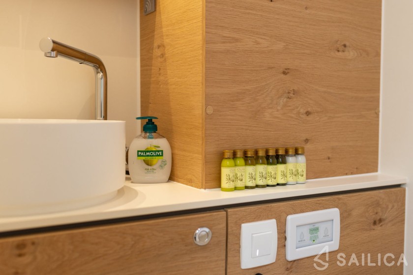 Elan 45 Impression - Yacht Charter Sailica