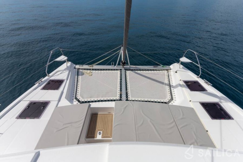 Leopard 42 - Yacht Charter Sailica