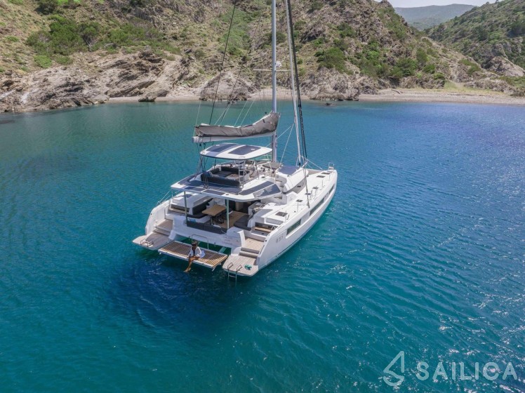 Lagoon 51 - Yacht Charter Sailica