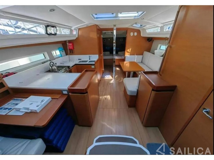 Sun Odyssey 440 - Yacht Charter Sailica