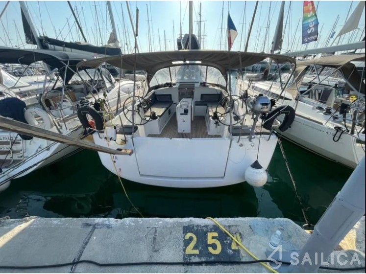 Sun Odyssey 490 - Yacht Charter Sailica