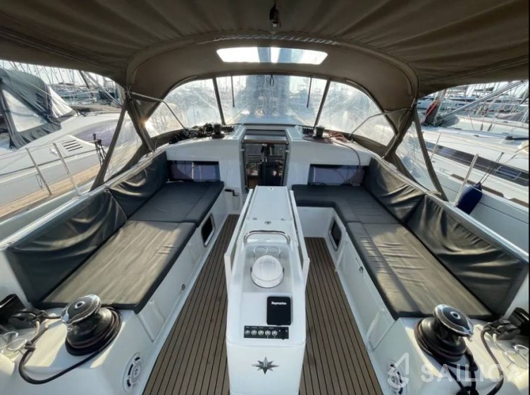 Sun Odyssey 490 - Yacht Charter Sailica