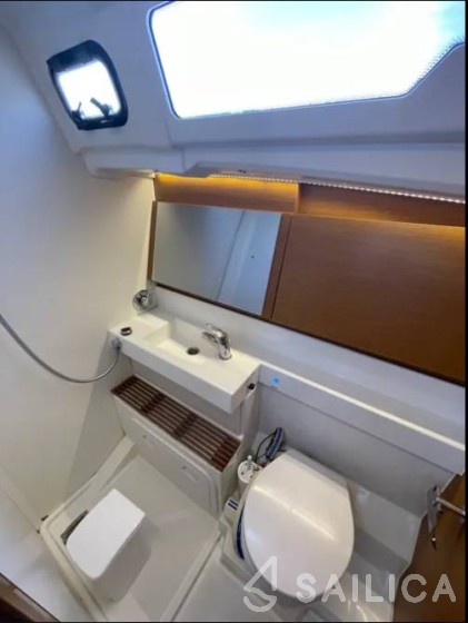 Sun Odyssey 490 - Yacht Charter Sailica