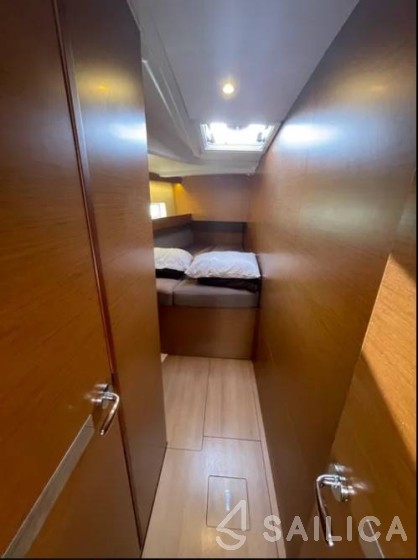 Sun Odyssey 490 - Yacht Charter Sailica