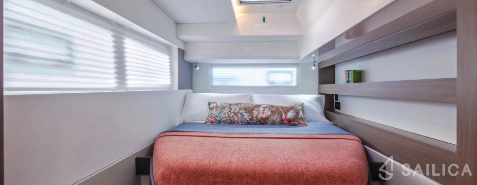 Leopard 42 - Yacht Charter Sailica