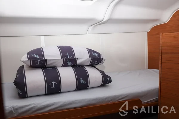 Elan 45 Impression - Yacht Charter Sailica