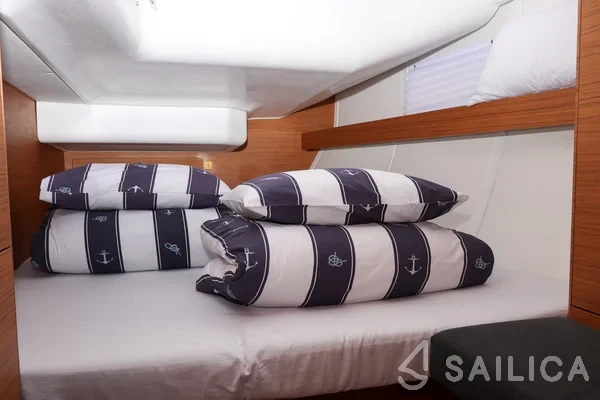 Elan 45 Impression - Yacht Charter Sailica