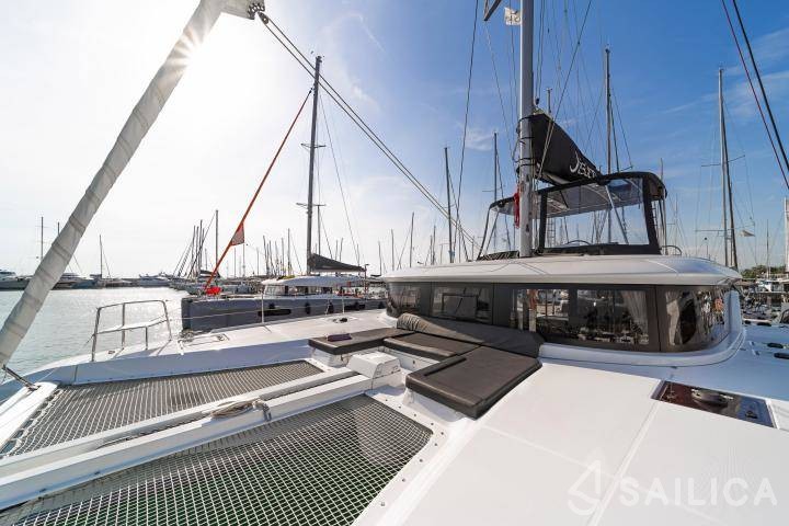 Lagoon 46  - Yacht Charter Sailica