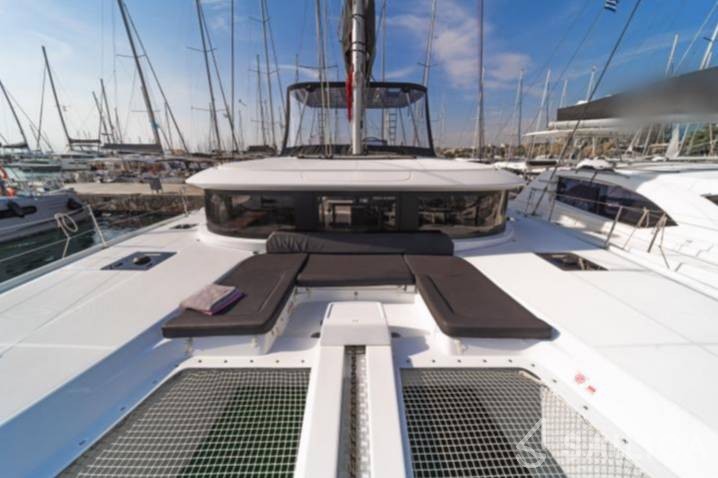 Lagoon 46  - Yacht Charter Sailica