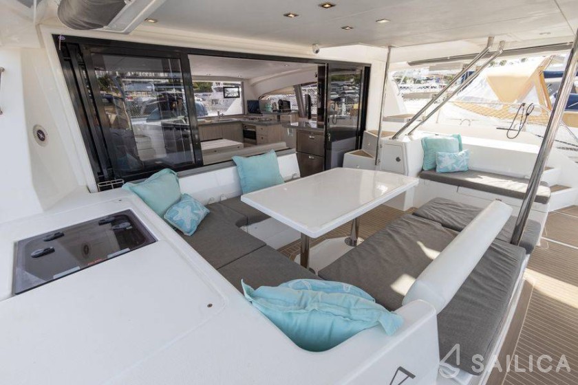 Leopard 43 PC - Yacht Charter Sailica