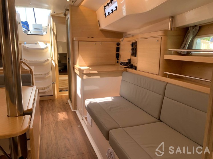 Delta 41 - Yacht Charter Sailica