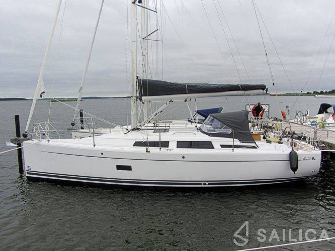 Hanse 348 - Yacht Charter Sailica