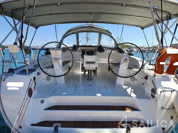 Bavaria 51 Cruiser - Yacht Charter Sailica