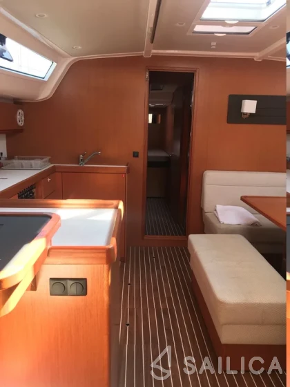 Bavaria 51 Cruiser - Yacht Charter Sailica