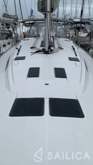 Bavaria 51 Cruiser - Yacht Charter Sailica