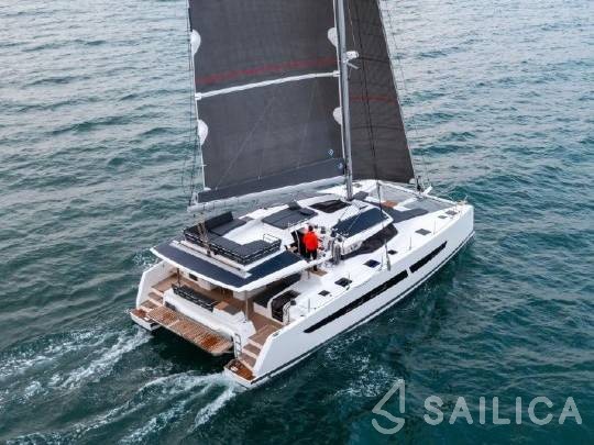 Aura 51 - Yacht Charter Sailica