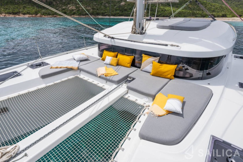 Lagoon 38 - Yacht Charter Sailica