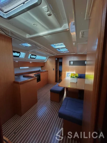 Bavaria 46 Cruiser - Yacht Charter Sailica
