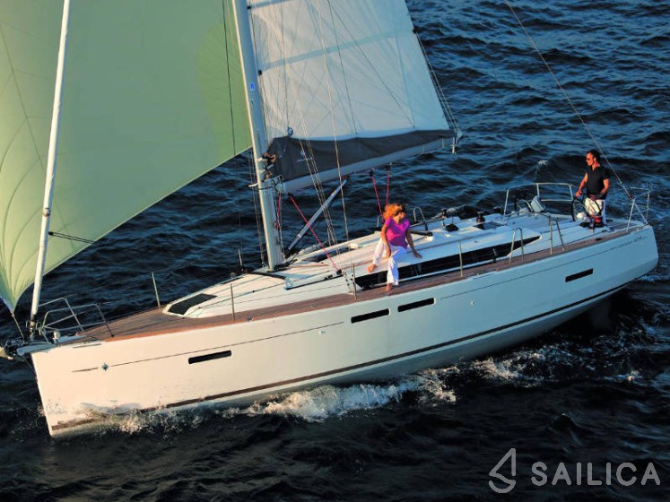 Sun Odyssey 419 - Yacht Charter Sailica