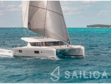 Lagoon 42 - Yacht Charter Sailica