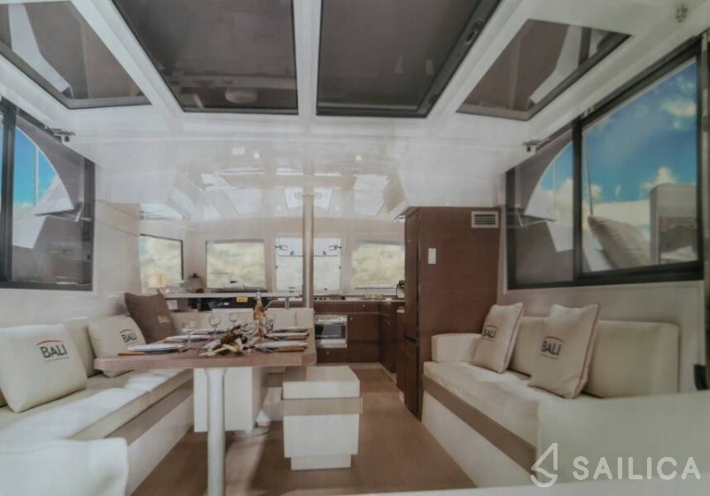 Bali Catspace - Yacht Charter Sailica