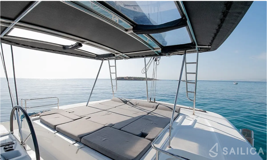 Lagoon 50 - Yacht Charter Sailica