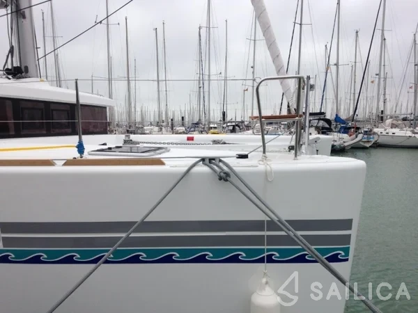 Lagoon 450 S - 4 + 2 cab. - Yacht Charter Sailica