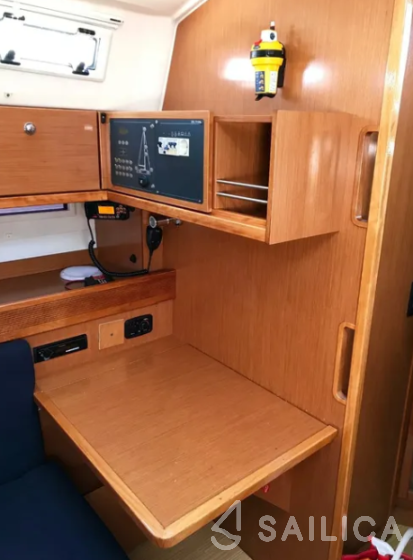 Bavaria 45 Cruiser - Yacht Charter Sailica