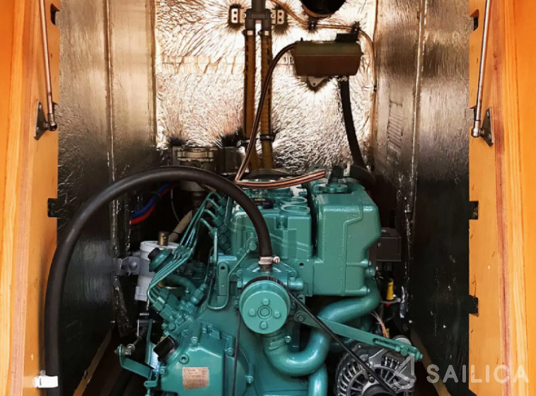 Bavaria 45 Cruiser - Yacht Charter Sailica