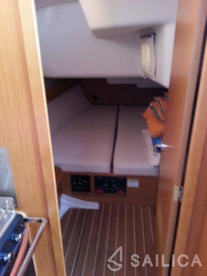 Sun Odyssey 42i Performance  - Yacht Charter Sailica