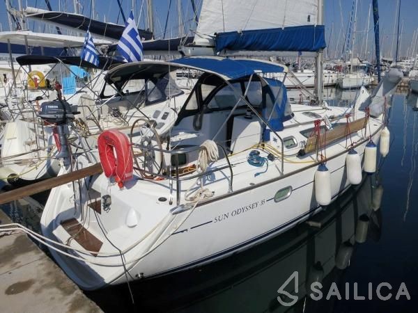 Sun Odyssey 35 - Yacht Charter Sailica