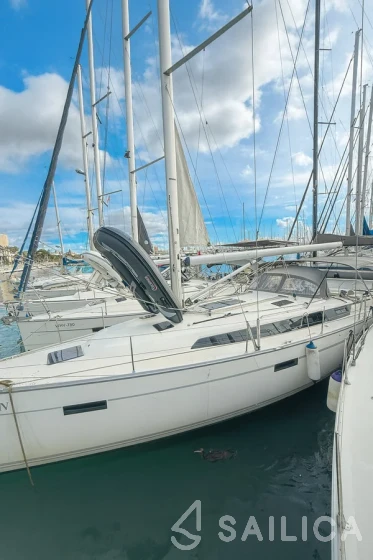 Bavaria 41 Cruiser - Yacht Charter Sailica