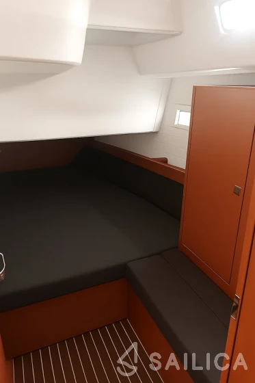 Bavaria 41 Cruiser - Yacht Charter Sailica