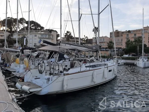 Sun Odyssey 349 - Yacht Charter Sailica