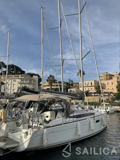 Sun Odyssey 349 - Yacht Charter Sailica