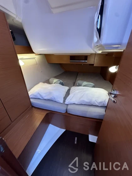 Dufour 390 Grand Large - Yacht Charter Sailica