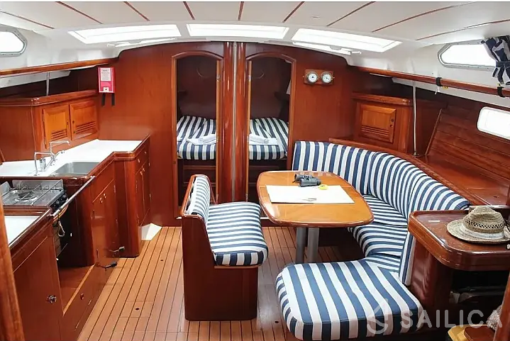 Oceanis 473 Clipper - Yacht Charter Sailica