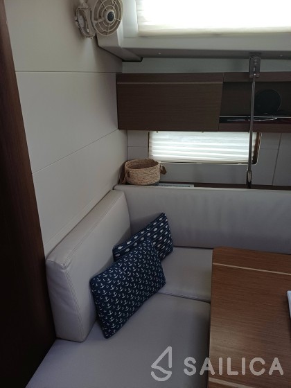 Oceanis 46.1 - Yacht Charter Sailica