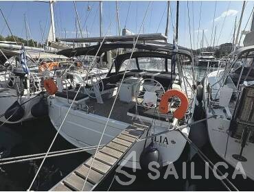 Oceanis 46.1 - Yacht Charter Sailica