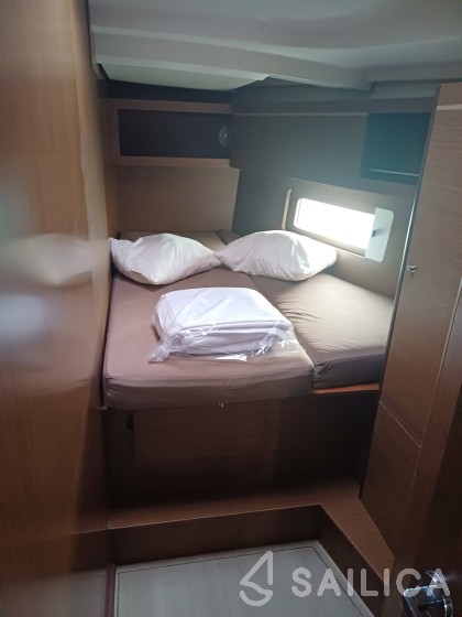 Oceanis 46.1 - Yacht Charter Sailica