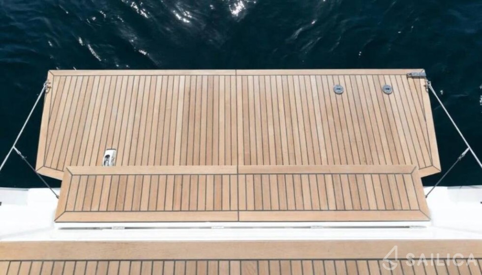 Oceanis 51.1 - Yacht Charter Sailica