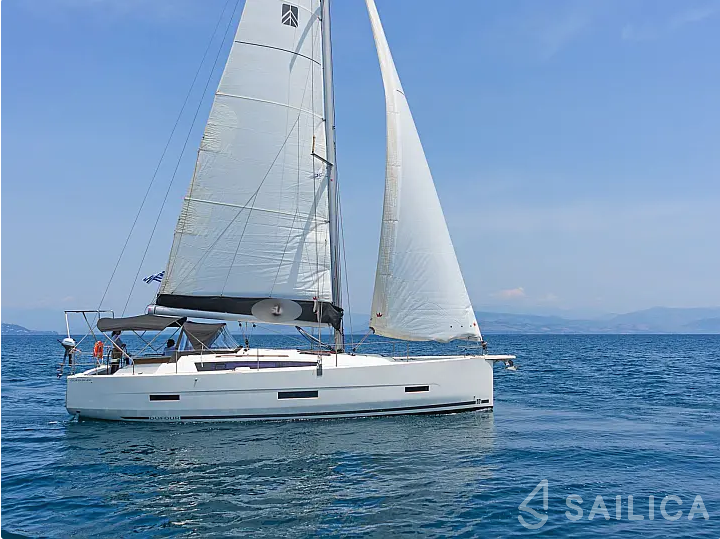 Dufour 430 - Yacht Charter Sailica